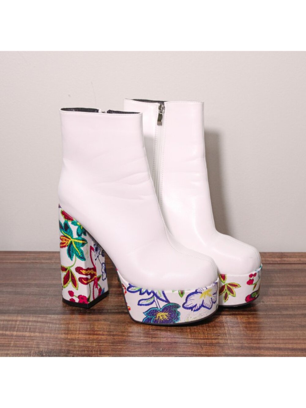 Gogo White Platform Ankle Boots Floral Heel Festival Y2K Boho Chic Size 40 / 8